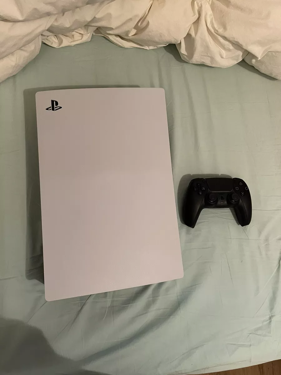 Sony PlayStation 5 Digital Edition - game console - 825 GB SSD - 3005719 -  Gaming Consoles & Controllers 