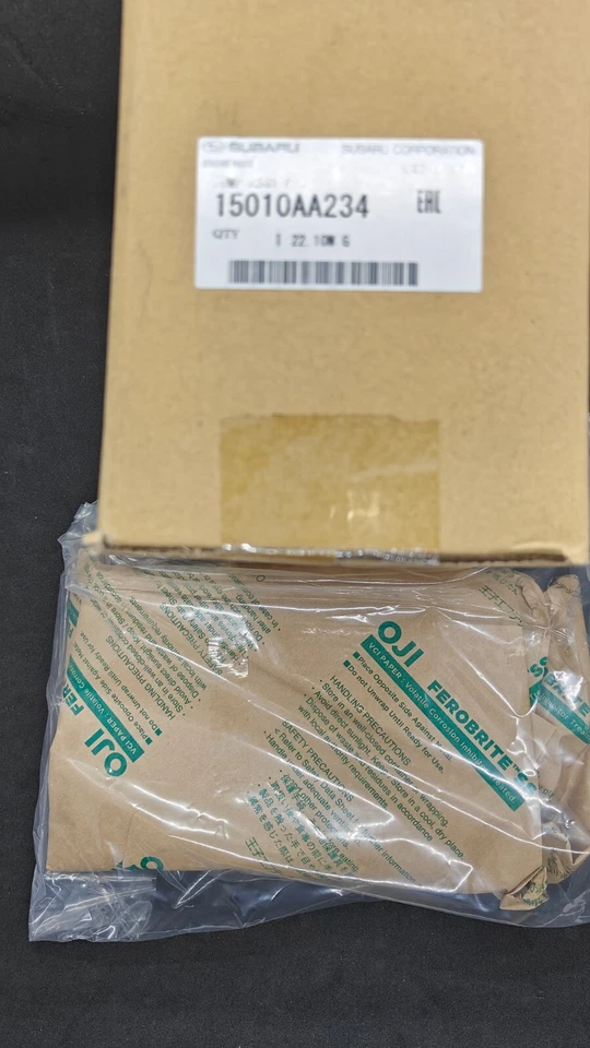 Bomba de aceite original OEM Subaru 15010AA234 Eng Forester Impreza Legacy Outback NUEVO Foto 2 de 3