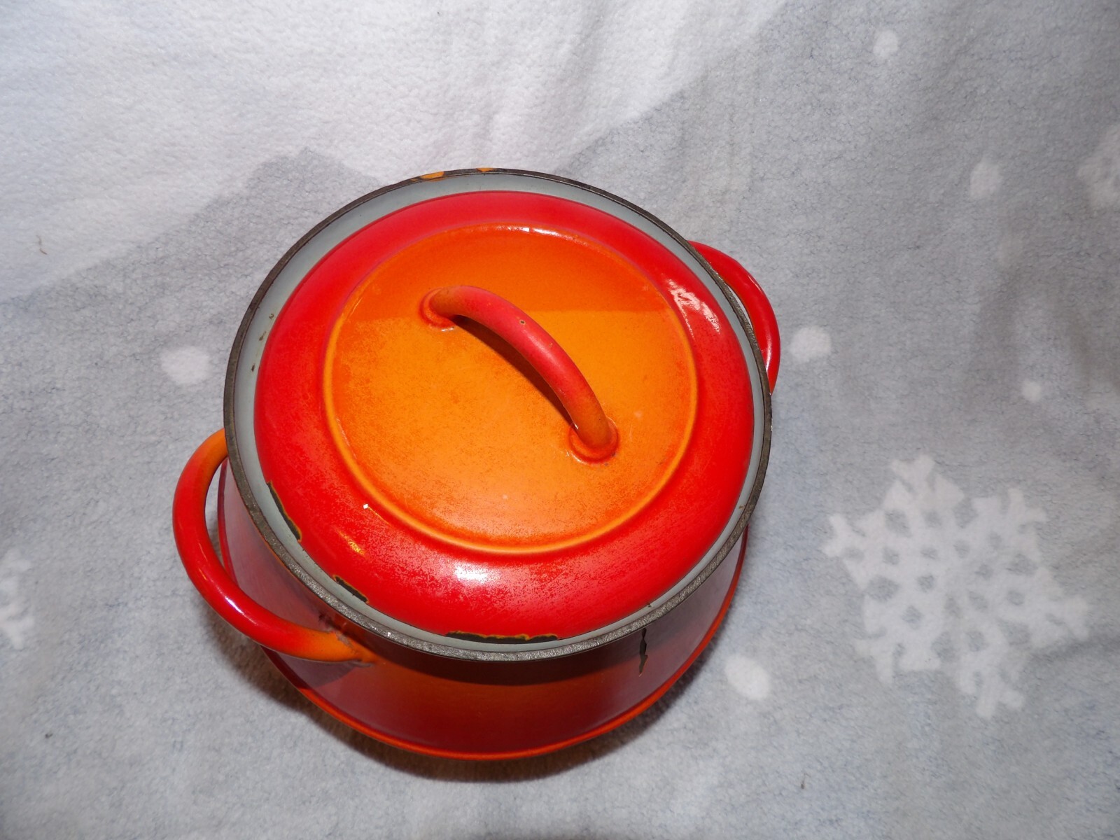 Vintage Descoware Belgium Flame Red Bean Pot Cast Iron Enamel w Lid 3qt