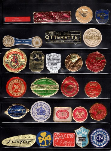 Assortment of 26 Business Advertising Seals, Many Embossed Foil - 第 1/1 張圖片