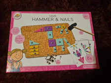HAMMER & NAILS  - Hammer- und Nagelspiel - ab 4 Jahren -
