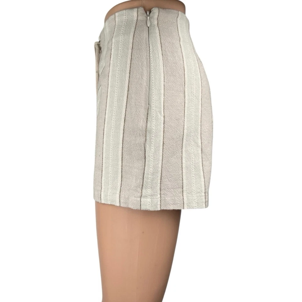 Pantalones Cortos Informales Urban Outfitters Tess Tostados Con Cordones Rayas Cintura Alta Sarga Talla 0 Foto 2 de 4