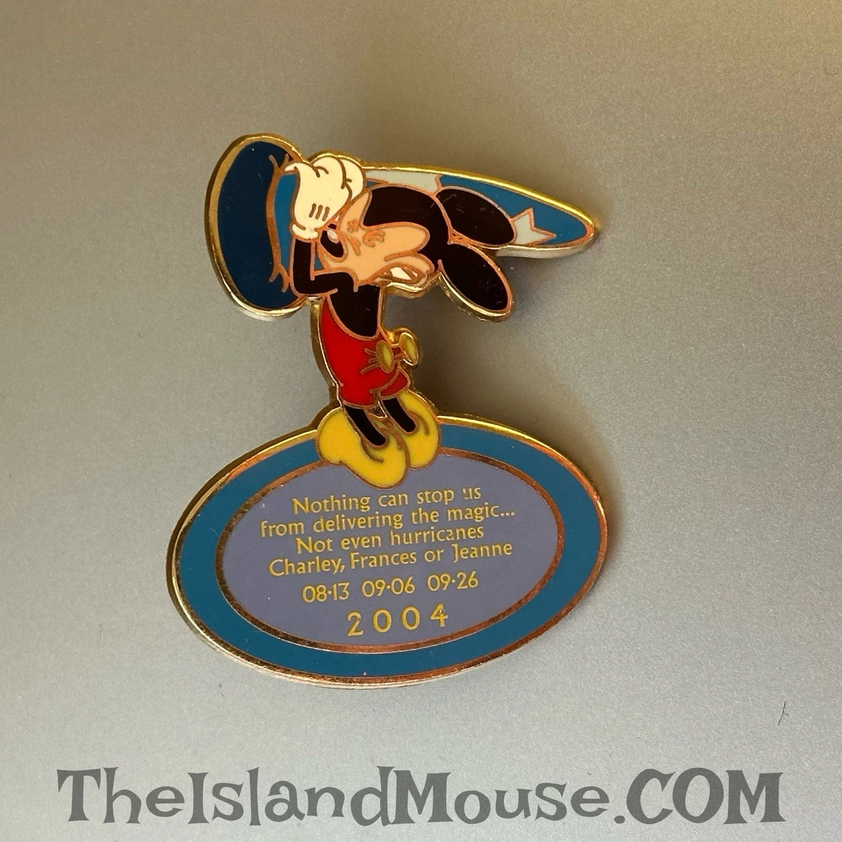 2004 Contemporary Disney Pins, Patches & Buttons (1968-Now) for