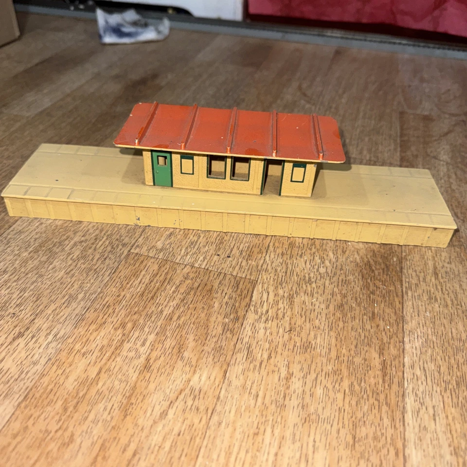 Hornby Dublo D1  Island Platform / Station OO Gauge - Image 3 of 4