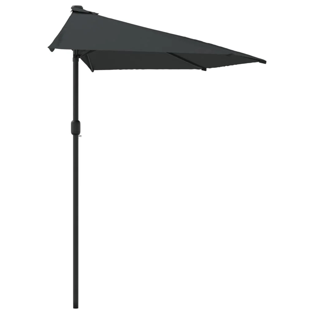 Parasol demi balcon 270x135 anthracite en alu pour optimiser l'ombre des petits espaces