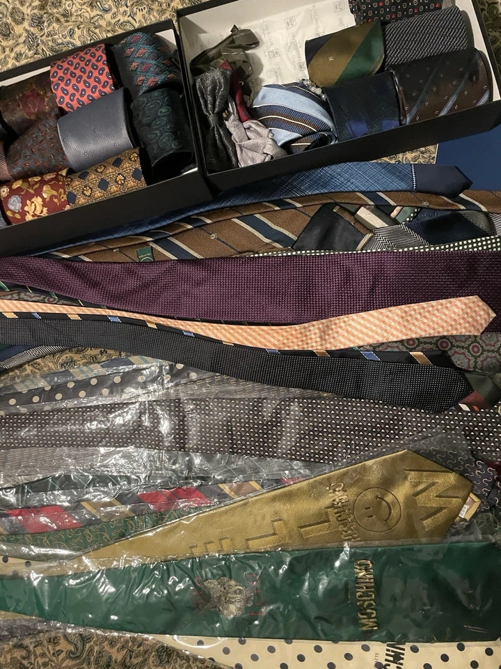 Lot of 45 Italian Silk Ties – Mixed Designer Brands – 16 New Foto 2 de 4
