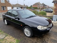 Ford Mondeo Saloon Ghia X Mk2
