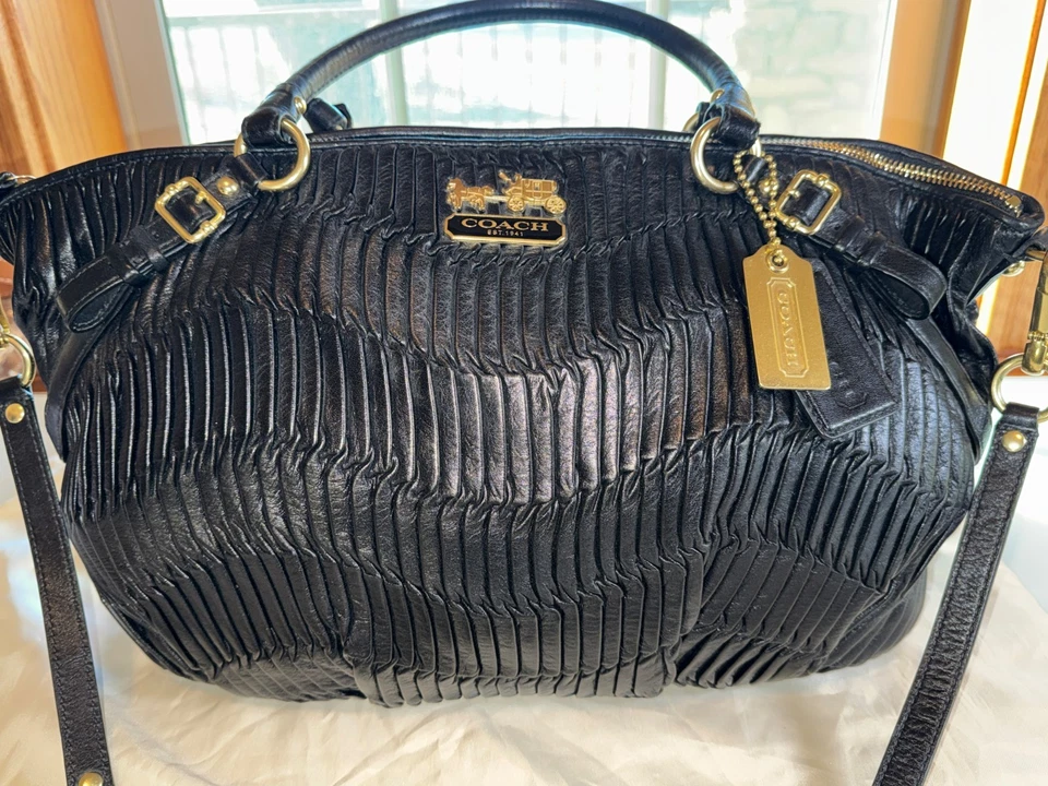 BOLSO DE MANO COACH 16264 MADISON GRANDE SOPHIA NEGRO USADO EN EXCELENTE ESTADO Foto 2 de 4
