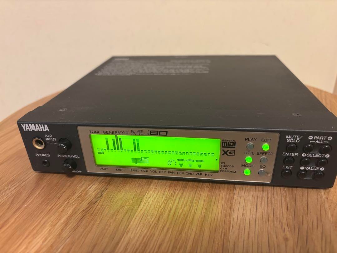 Yamaha MU80 Tone Generator MiDI sound source Sound Module