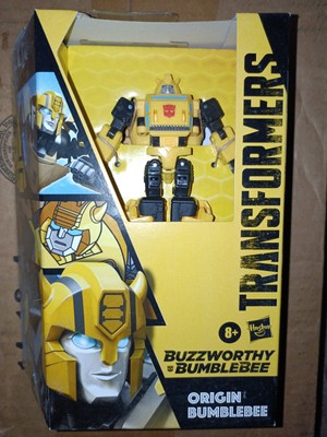 Transformers Buzzworthy Bumblebee Origin  Bumblebee 
