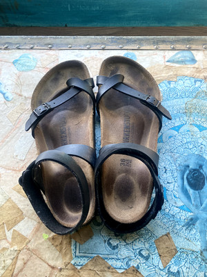 Birkenstock Yara Black Oiled Leather Regular Width - EU 38 (womens 7 - 7.5)