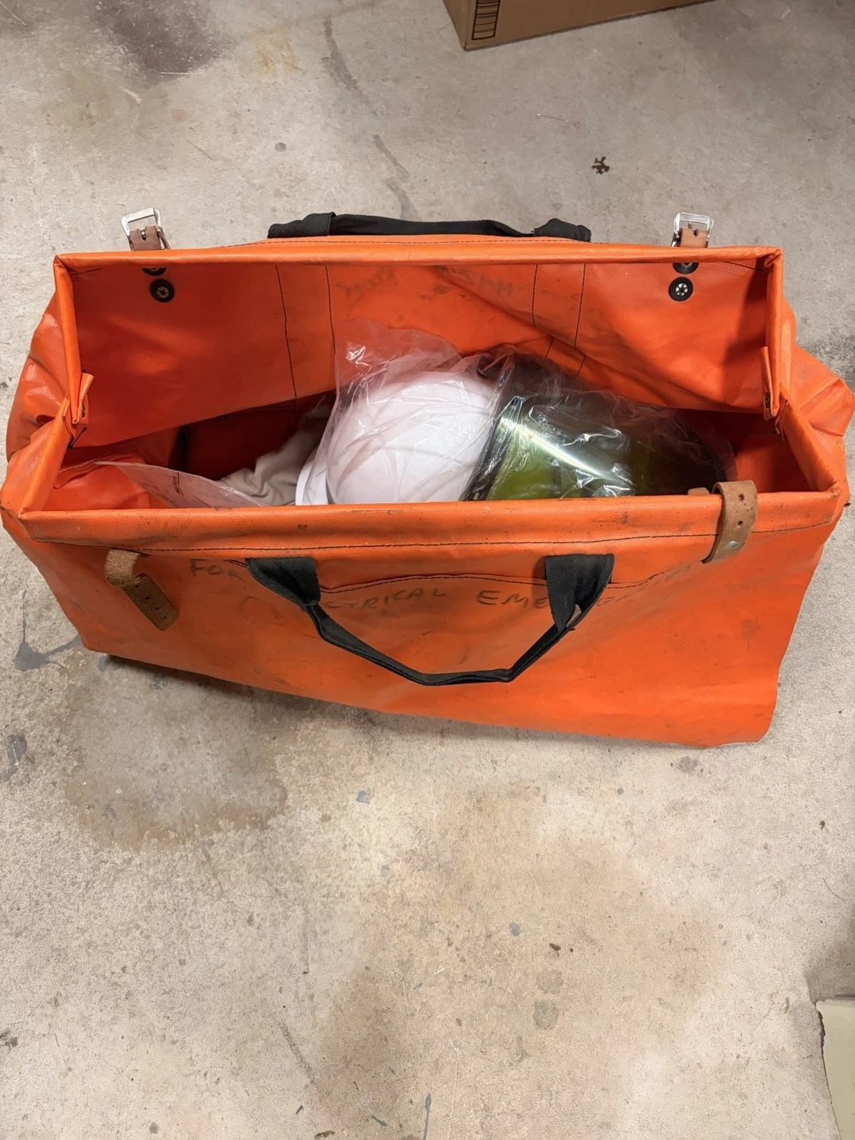 Oberon CAT40 Series Electrical PPE Arc Flash Protective Jacket w/ Bag 2XL image 3