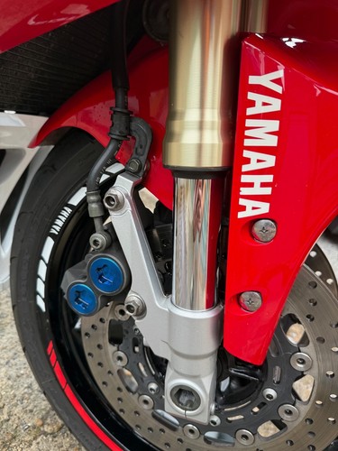 Yamaha YZF R1 4XV W Reg - Picture 12 of 22