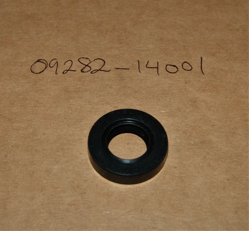 OIL SEAL, RH