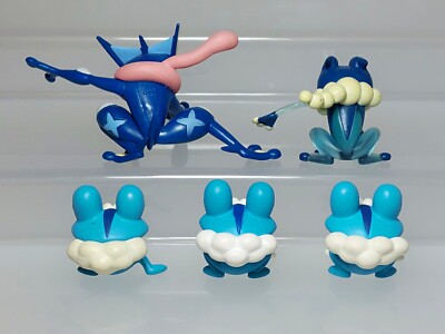 Greninja Frogadier Froakie Pokemon Moncolle Figure Set Takara Tomy