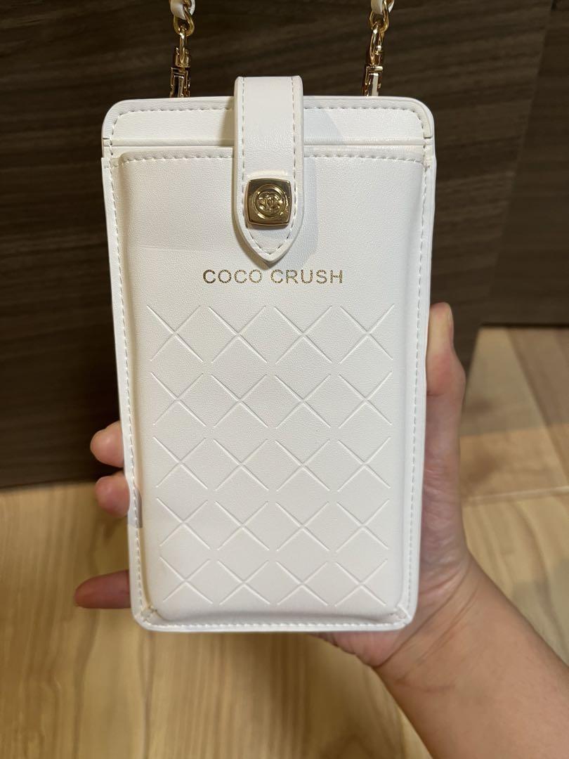 CHANEL COCO CRUSH チェーン付ポーチホワイト