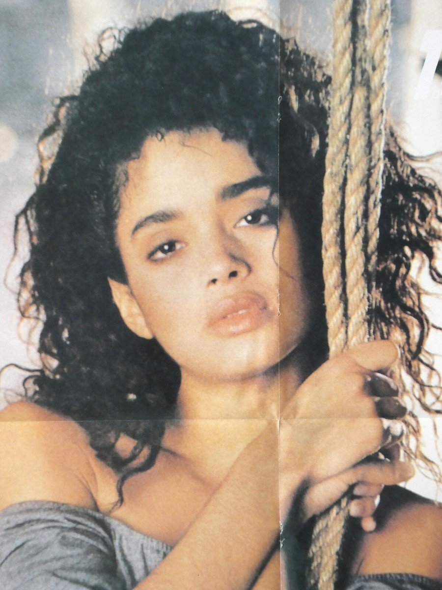 LISA BONET VINTAGE POSTER ISRAELI MAGAZINE LAHITON Sitcom The