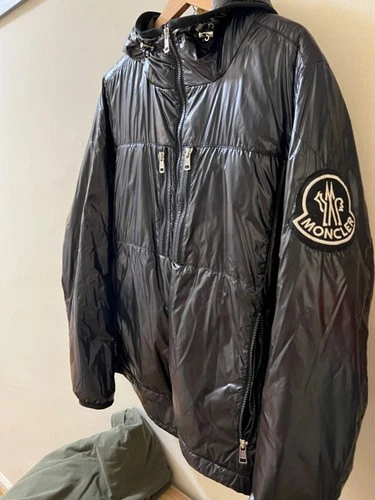 Moncler Lafond Black Nylon Down Jacket Men's Size 2 Hooded Glossy Puffer Jacket image 2
