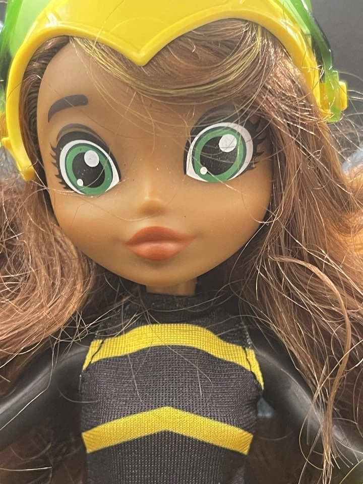 DC Super Hero Girls Bumblebee Doll Cartoon Network Action Figure 72406  - Image 3 of 4