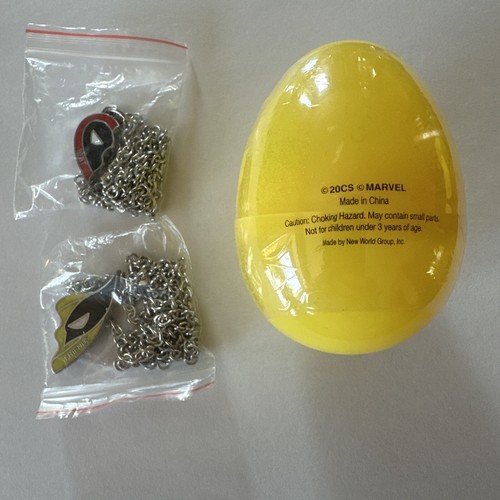 Deadpool & Wolverine best friends necklace (CLAW MACHINE EDITION). Sealed! - Picture 2 of 2