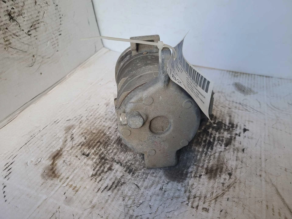 Chevy Express Van 1500 2008 2009 compresor de aire acondicionado 5,3 L solo fabricante de equipos originales 19130457 Foto 3 de 4