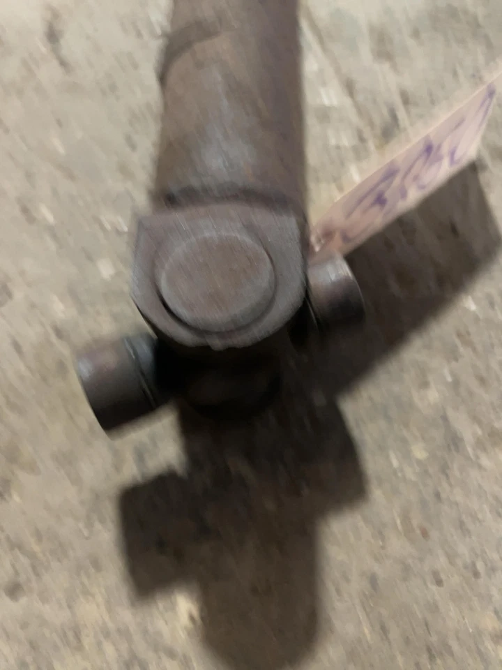 GMC Envoy Chevy Trailblazer 2002-2009 eje de transmisión delantero 4,2 L solo OEM Foto 2 de 4