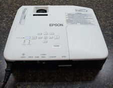 Epson VS230 3LCD H552F Projector 1,289 LAMP HOURS . No Remote.