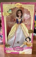 Disney Princess Enchanted Tales Snow White 2007 Brass Key 16&rdquo; Porcelain Doll