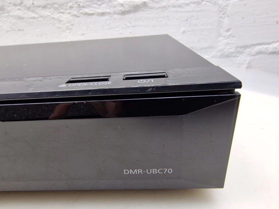 Panasonic DMR-UBC70 4K Ultra HD Registratore Blu-ray HDMI LAN RF IN/OUT - Immagine 4 di 4