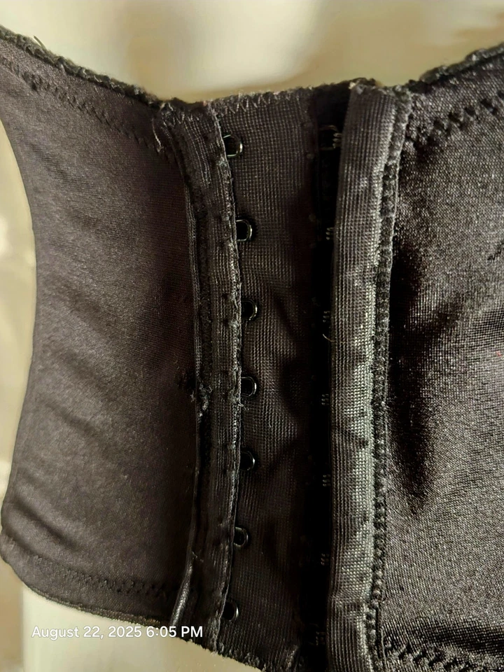 Bustier vintage de encaje negro Cabernet talla 36 B Foto 2 de 4