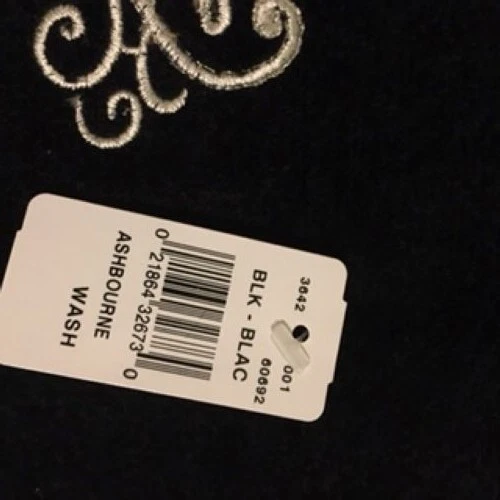 Avanti NWT  "Ashbourne" Black & Silver Fleur-De-Lis Crest Embellished Washcloth - Image 2 of 4