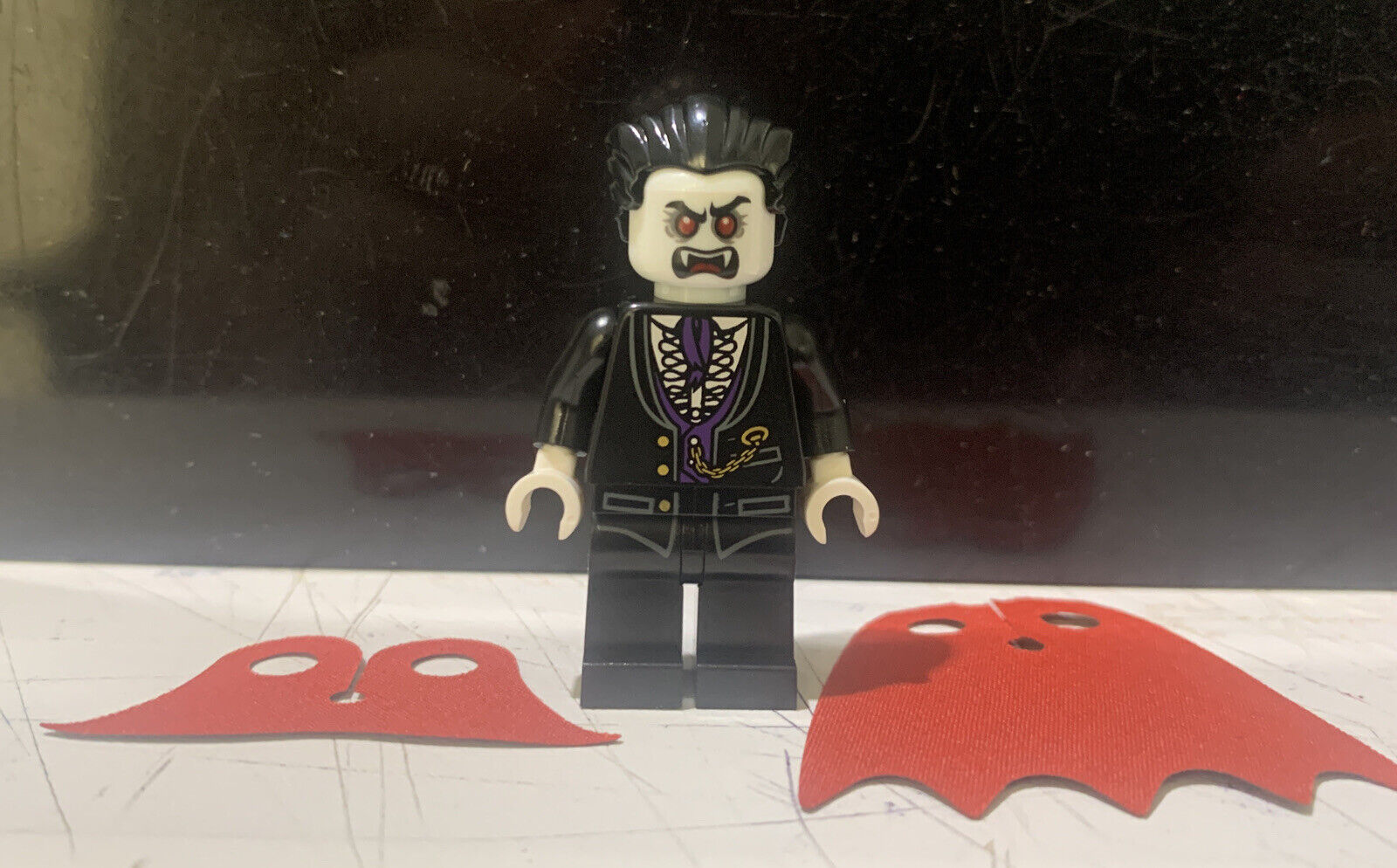 NEW BAM Minifigure Purple vest Lord Vampyre Glow with Cape Dracula Vampire