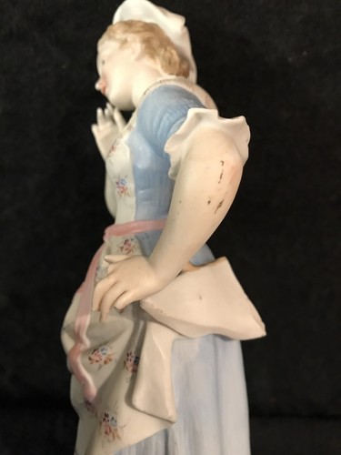 ANTIQUE GERMAN MEISSEN PORCELAIN FIGURINE-"AS IS"-98 - Picture 6 of 11
