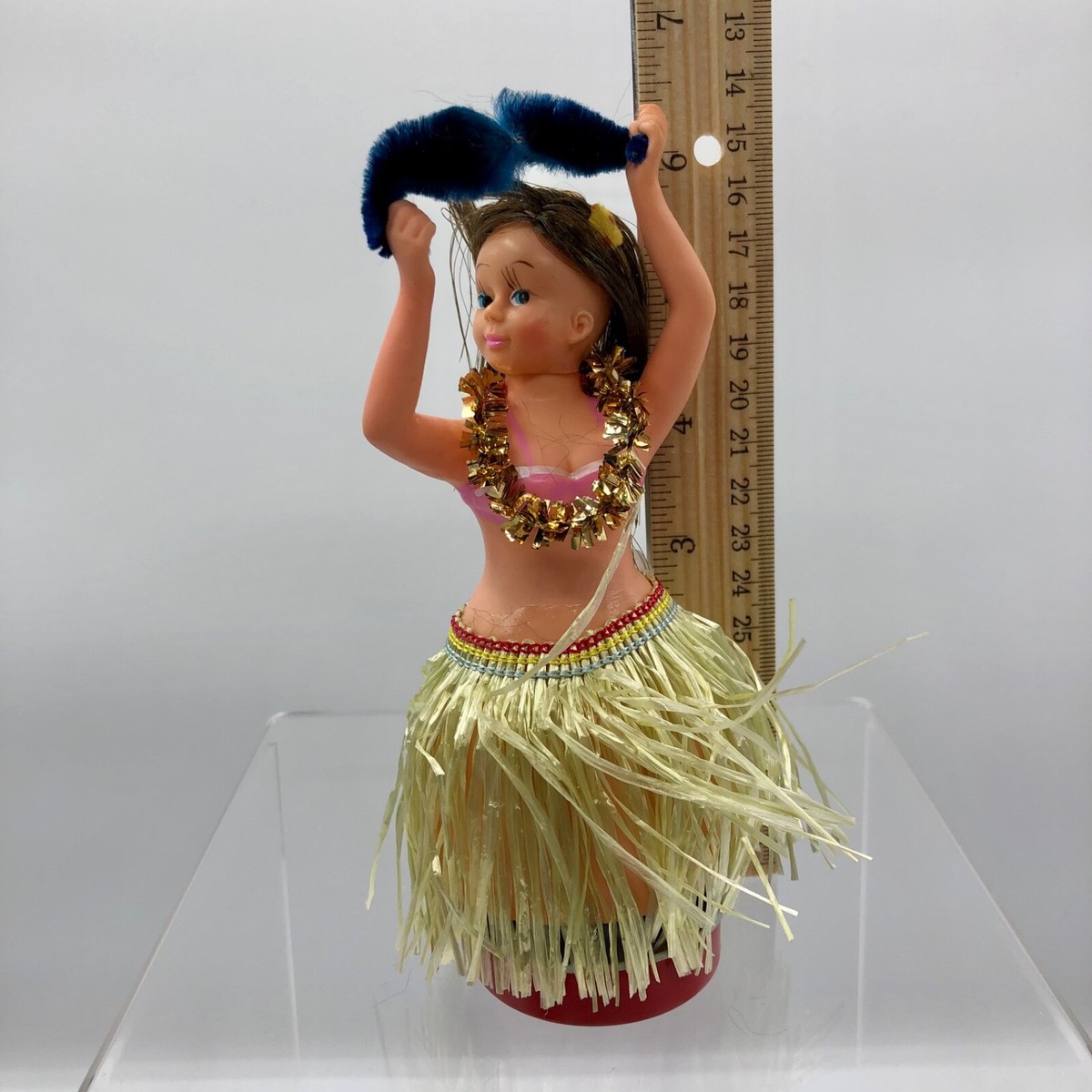 Vintage Wind Up Hawaiian Hula Doll Tiki Tin Base w/ Original Vintage Wind Up Hawaiian Hula Doll Tiki Tin Base w/ Original