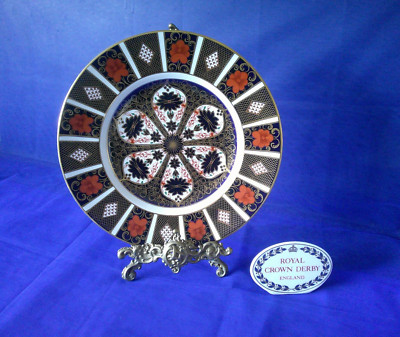 Royal Crown Derby 1128 Old Imari Gold Round Speiseschrank Teller 1974 - 2.