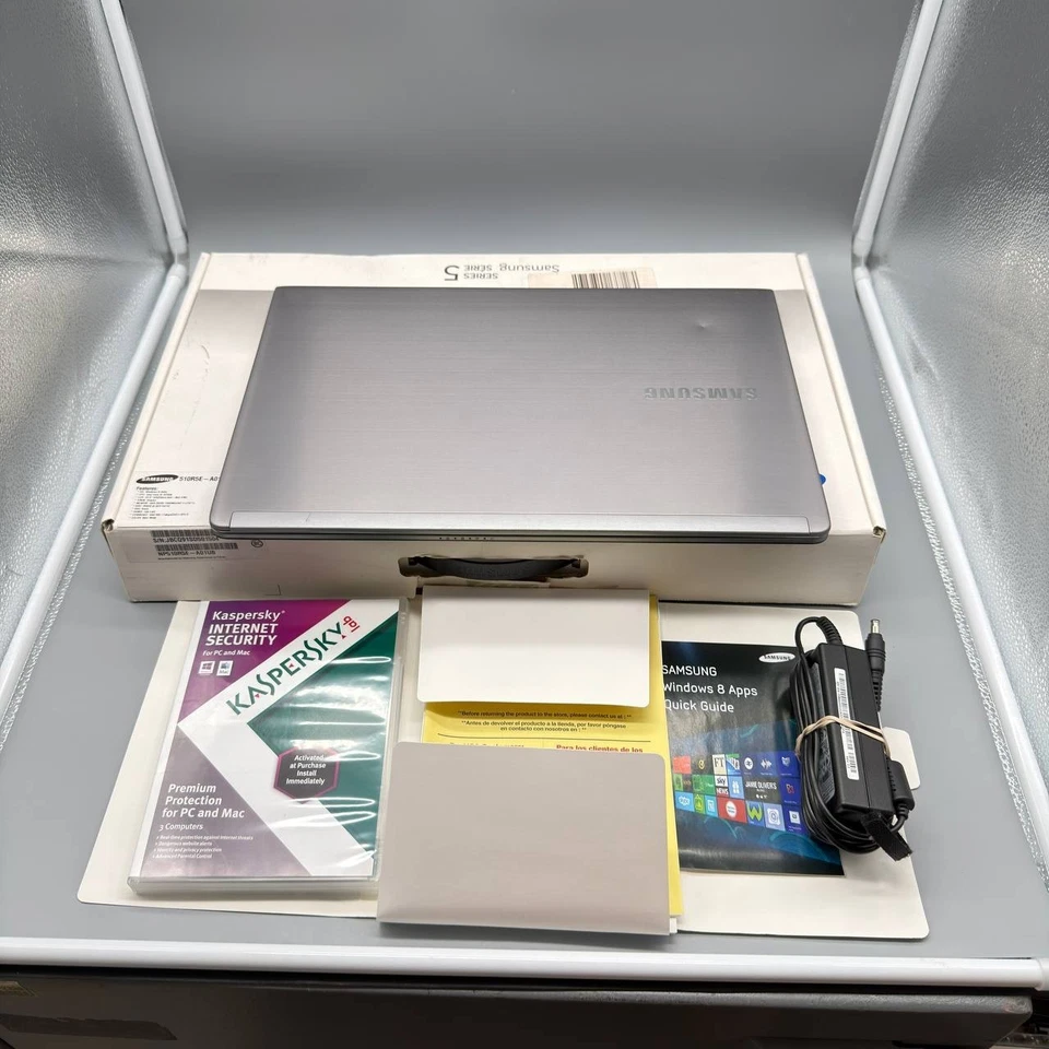 Samsung NP510R5E 15.6" Laptop intel i5 NO HDD/RAM/OS FOR PARTS OR REPAIR ONLY - Image 3 of 4