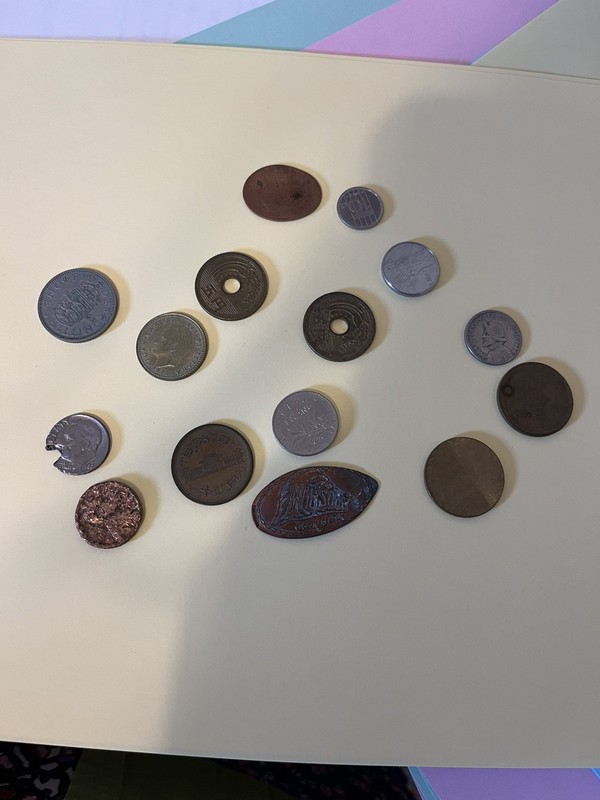 lot of miscellaneous European and Asian coins plus damaged U.S. coins