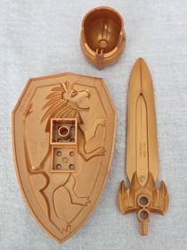 Lego Castle Knights Kingdom set 8796 King Mathias Figure 100% Complete No Manual