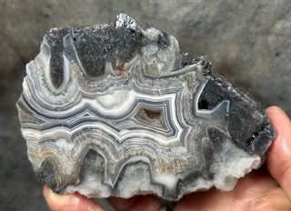 Striking Laguna Lace with Black Crystal Top End Rough Mexico!