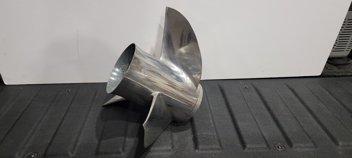 Mercury Quicksilver Stainless Steel Propeller 48-88448A-4