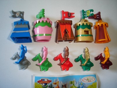 KINDER SURPRISE SET - FUNNY CASTLE KNIGHTS & TENTS - FIGURES TOYS