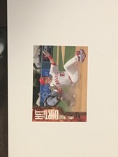 2015 Topps Opening Day Mike Trout Hit The Dirt