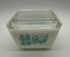 Pyrex Amish Butterprint Turquoise Rooster 501 Refrigerator Dish 1-1/2 Cup w/ Lid