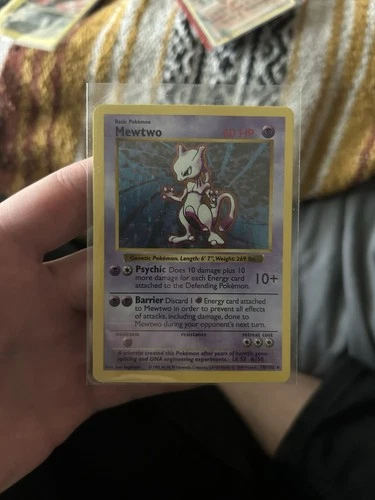 Pokemon TCG Mewtwo Base Set Holo Card 010/102 Shadowless, Vintage 1999 WOTC