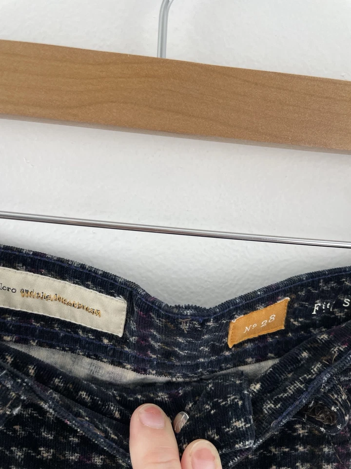 Pantalones para mujer Pilco Letterpress 28 negro púrpura pana hasta el tobillo 28’s Foto 3 de 4