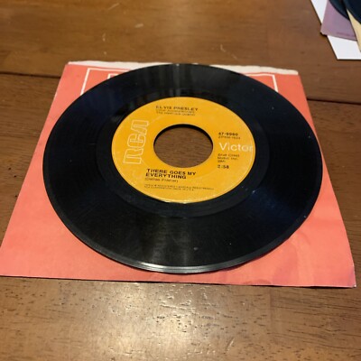 Rock 45 ELVIS PRESLEY There Goes My Everything on RCA Victor.Tested