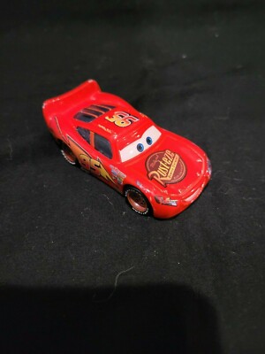 Disney Pixar Rust-eze Lightning McQueen 95 Cars diecast race car