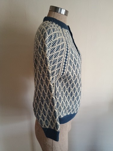 Vintage Denmark Hand Knit Wool Sweater Unisex Sz Sm-Med Blue/Cream - Picture 4 of 7