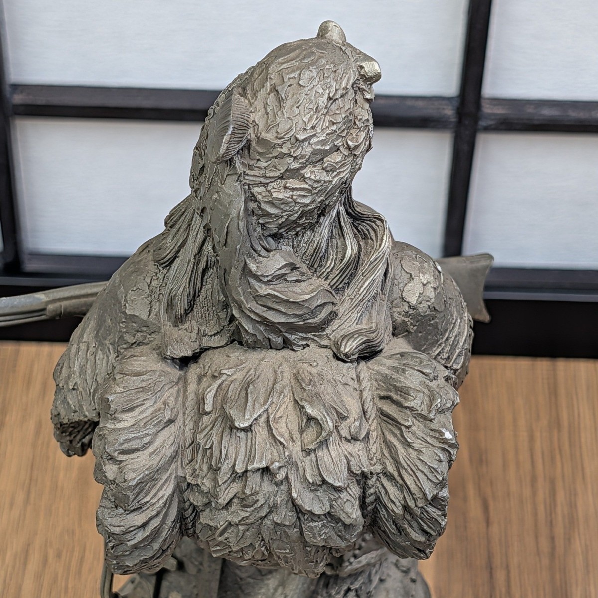 彫刻 Jim Ponter作「沈黙の敵（しのびよる敵 ）」 彫刻 Jim Ponter作「沈黙の敵（しのびよる敵 ）」