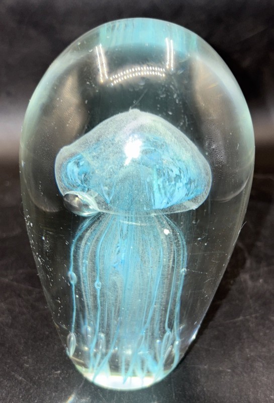 Vintage Jellyfish Art Glass Paperweight Turquoise Blue 6” Tall Weighs 3.4 Lbs